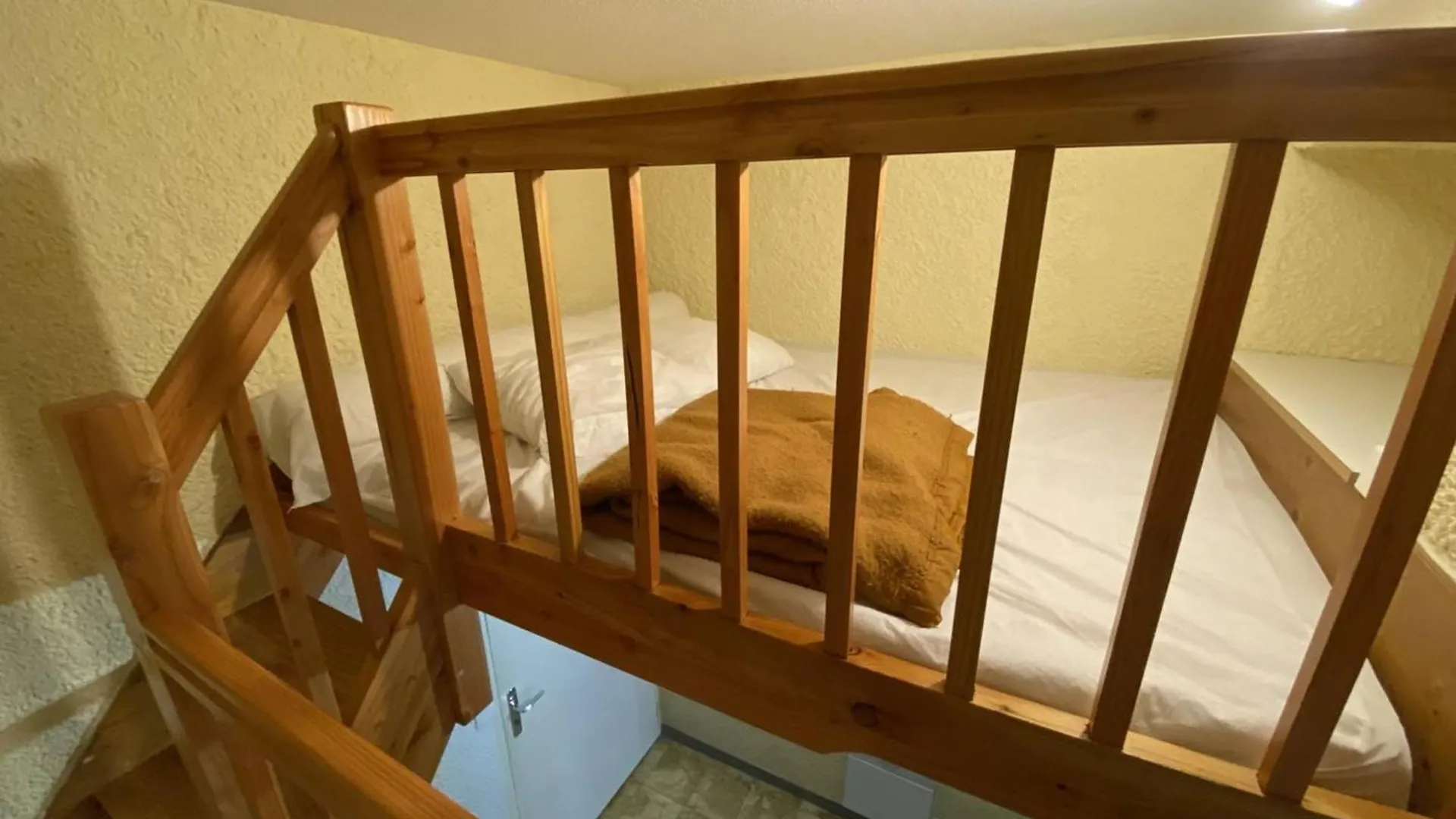 Studio Confortable 4 Pers. Avec Mezzanine Et Balcon Au Centre De Cauterets - Fr-1-812-112